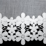 Firana z motywem kwiatów 350x155 cm - Biała - Taśma - 3 Firana z motywem kwiatów 350x155 cm - Biała - Taśma - 3